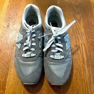 New balance 996s. Grey and Carolina blue